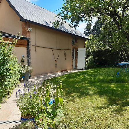 Bed and Breakfast Le Buisson De La Gariole Обиньи-сюр-Нер Экстерьер фото