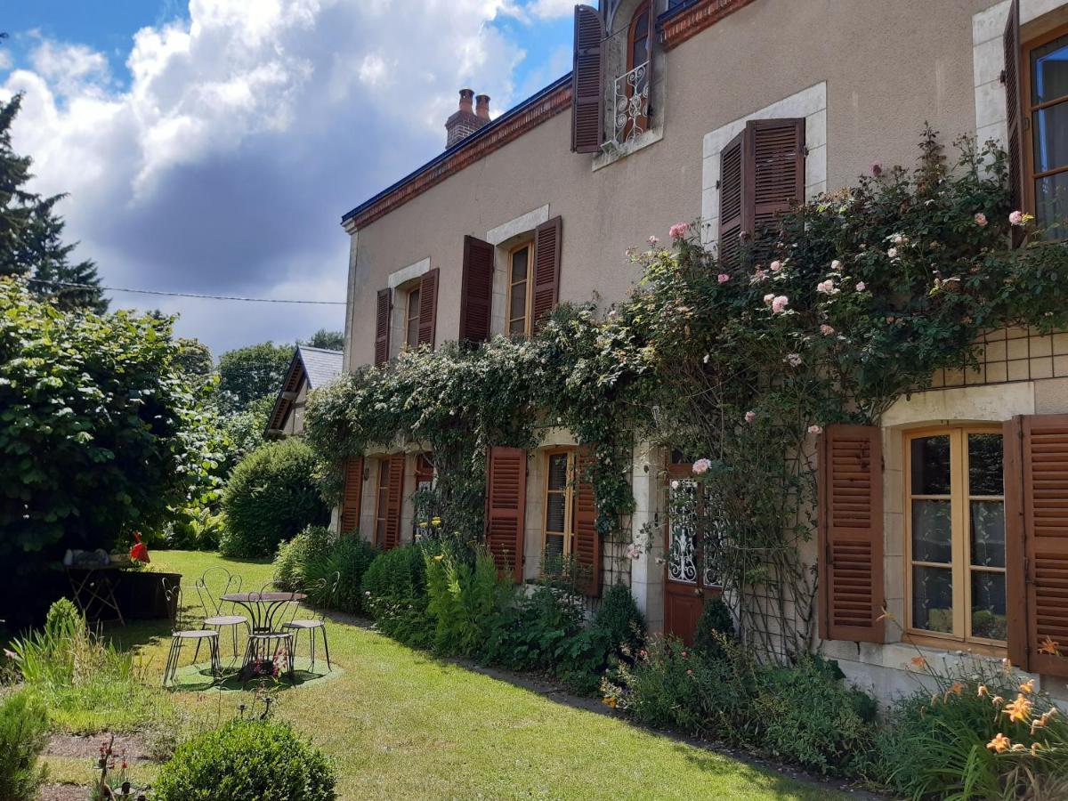 Bed and Breakfast Le Buisson De La Gariole Обиньи-сюр-Нер Экстерьер фото
