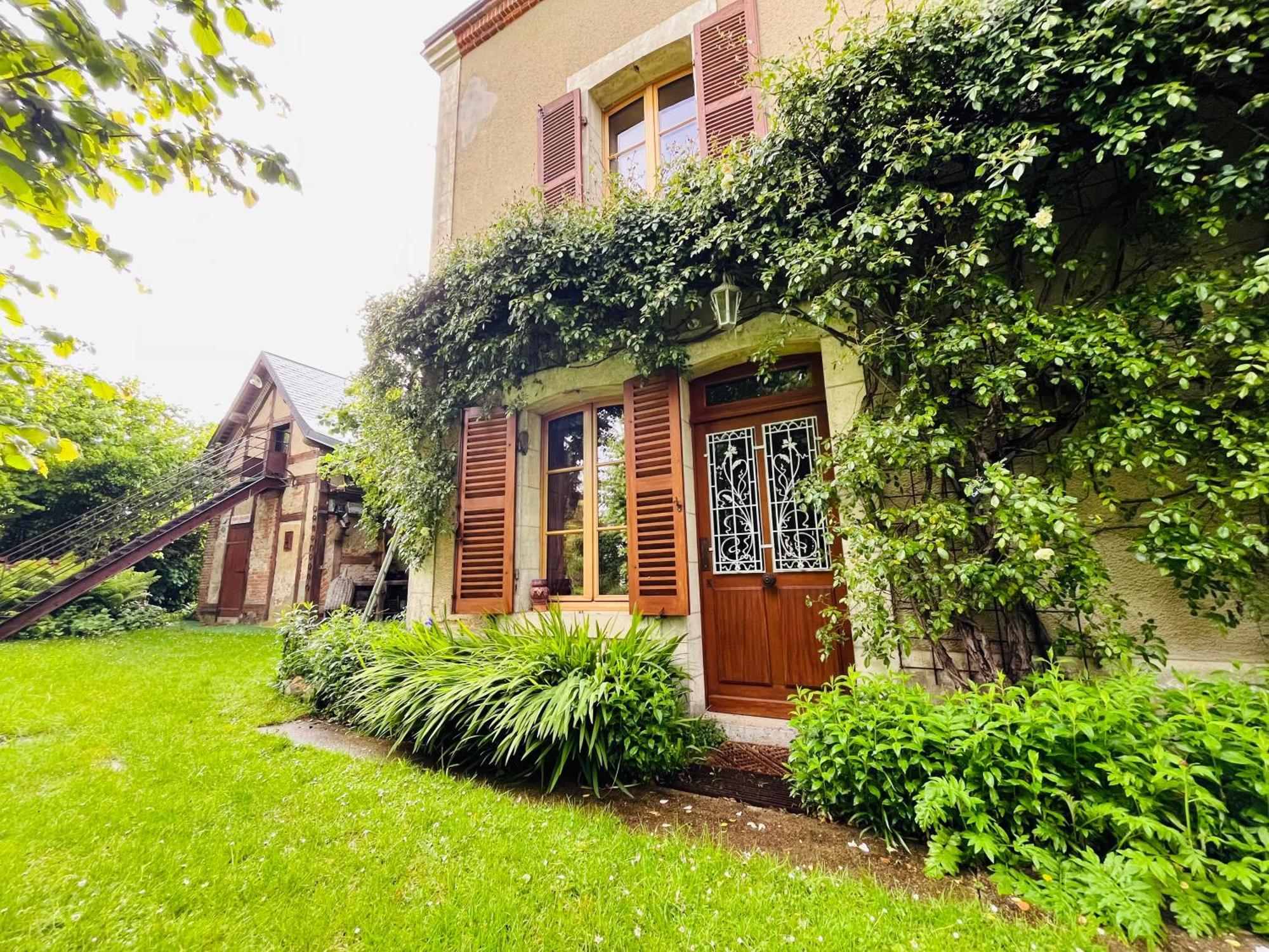 Bed and Breakfast Le Buisson De La Gariole Обиньи-сюр-Нер Экстерьер фото